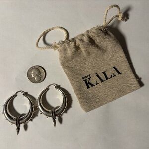 nOir Jewelry Silver Hoop Earrings